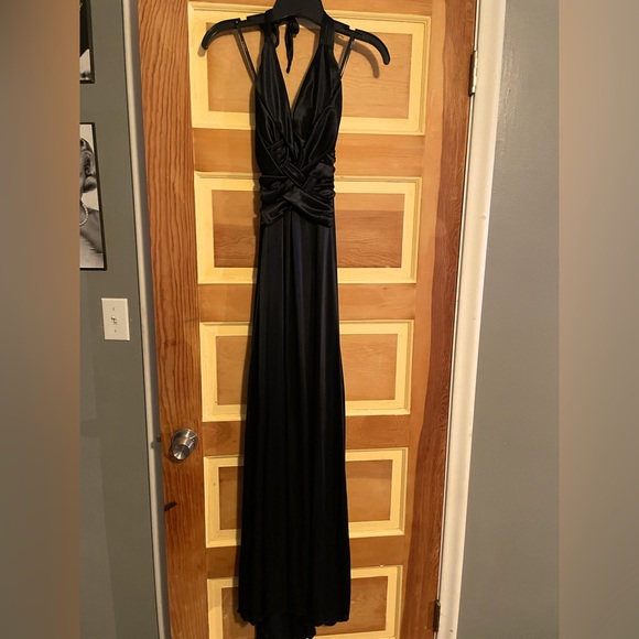B Darlin Dresses & Skirts - B Darlin Black Satin Woven Halter Maxi Gown Dress Size 5/6